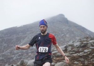 descending_goatfell_2013 crop